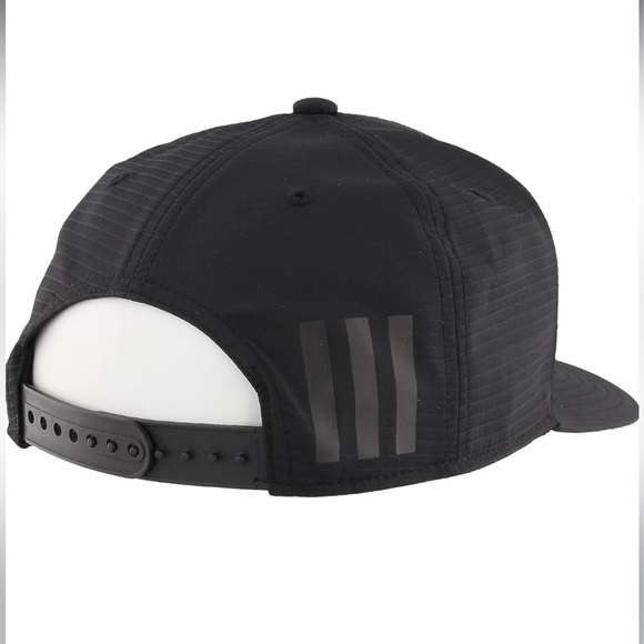 Adidas Mens Black Flat Brimmed Snapback Cap - Picture 2 of 4